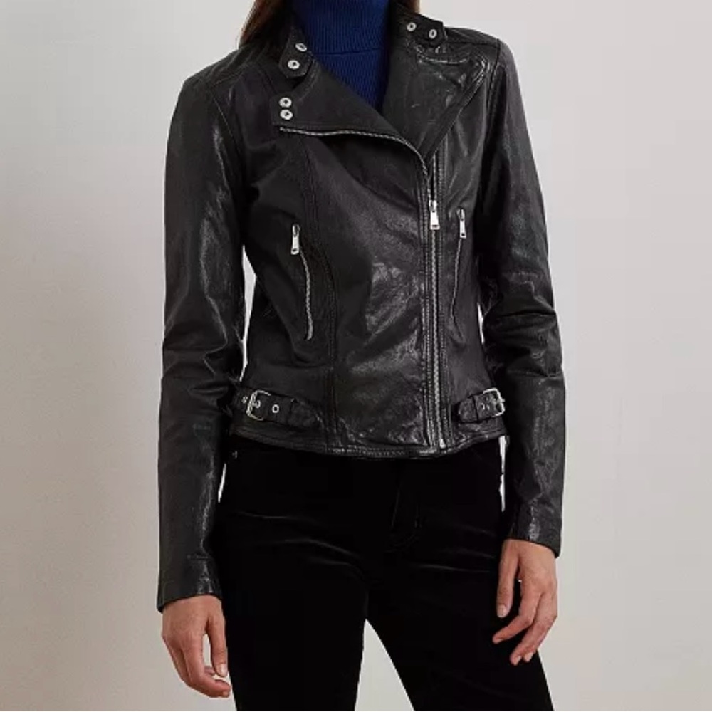 WOMAN’S MOTO LEATHER JACKET